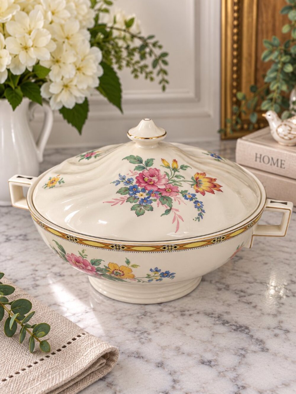 JOHNSON BROS Pareek Covered Serving Dish 8" Floral Art Deco England Vintage